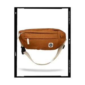 NWOT Walker Family Goods Louie Sling in Rust